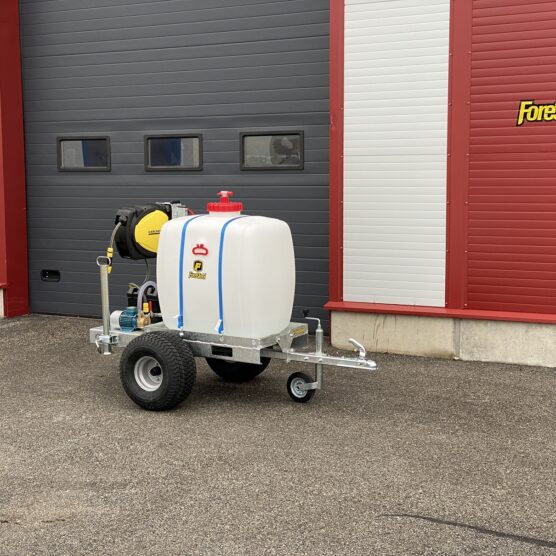FTW-300T Trailed Water Bowser