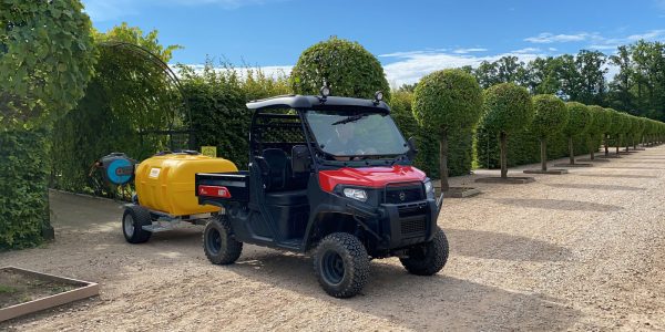 Foresteel-FTW-1000T-irrigation-trailer-Rundale-Palace-05