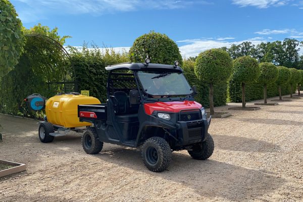 Foresteel-FTW-1000T-irrigation-trailer-Rundale-Palace-05