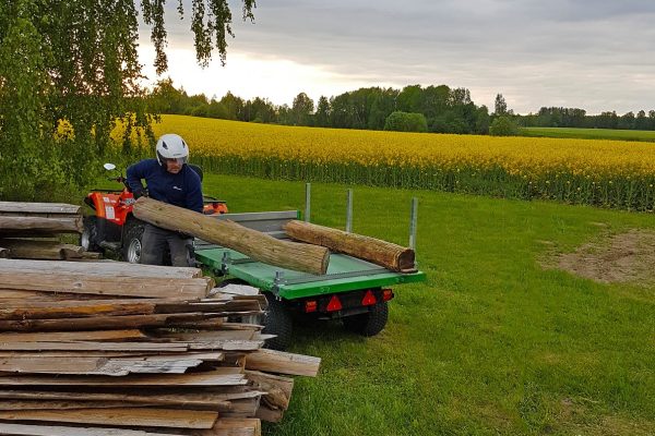 Foresteel-ft-1600-offroad-tipping-trailer-07